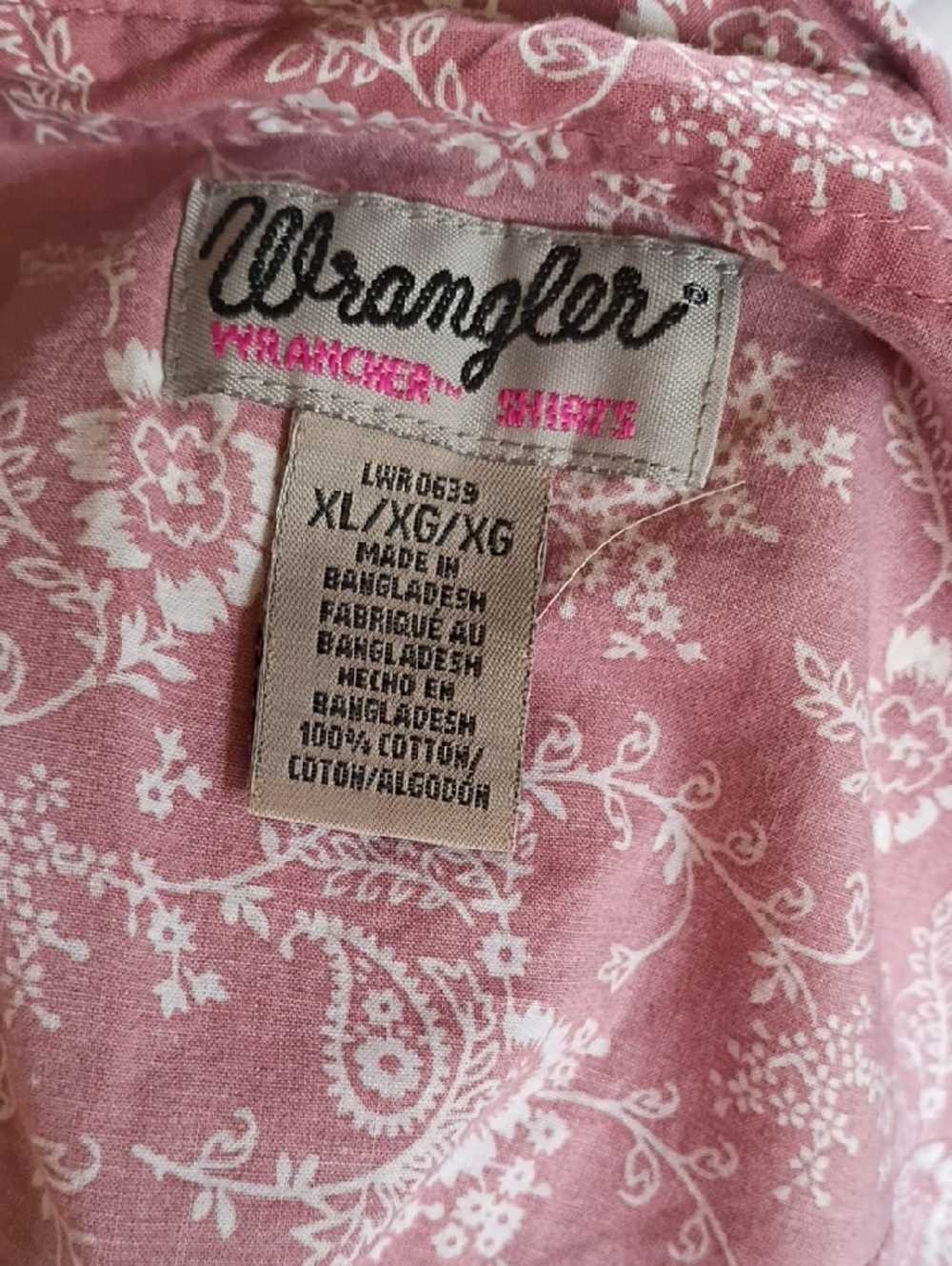 Wrangler Sleeveless Button-Front Floral Shirt - Dusty Rose - Picture 5 of 5